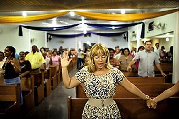 rosane-collor-culto-evangelico-01